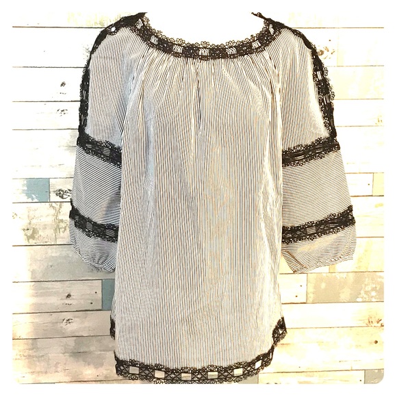 Chico's Tops - Chico’s NWOT pin stripe lace boho blouse    0094